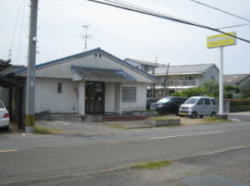 八代市 不動産 売買 売家 売地 田中北町 1200万円 現況 事務所 住宅 介護施設 美容施設 動物病院 学習塾 改修可能