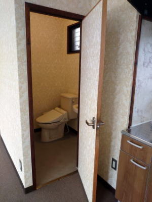 �Ս`������s�i�����ݎ�����C�F�X���r��1F �������z13���~�@P4�`5�䕪�� �ʓr�ߗג��ԏ�L�Ԏ��E���ʐρF99�u(29.95 ��)���������@69.3�u(20.96��)�{�������A29.7�u(8.98 ��)�����ɉ��ɃC�i�o���u����܂�