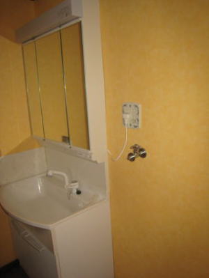 ����s ���݃}���V�����@���B���@�[�`�F�X���@�������z4.95���~