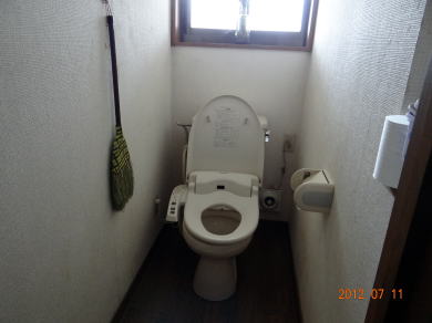 八代市島田町売家１階トイレ